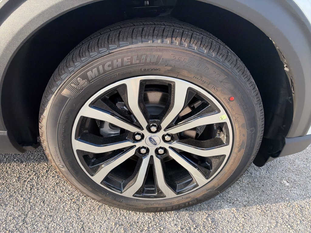 New 2027 Ford Explorer ST-Line RWD image 11