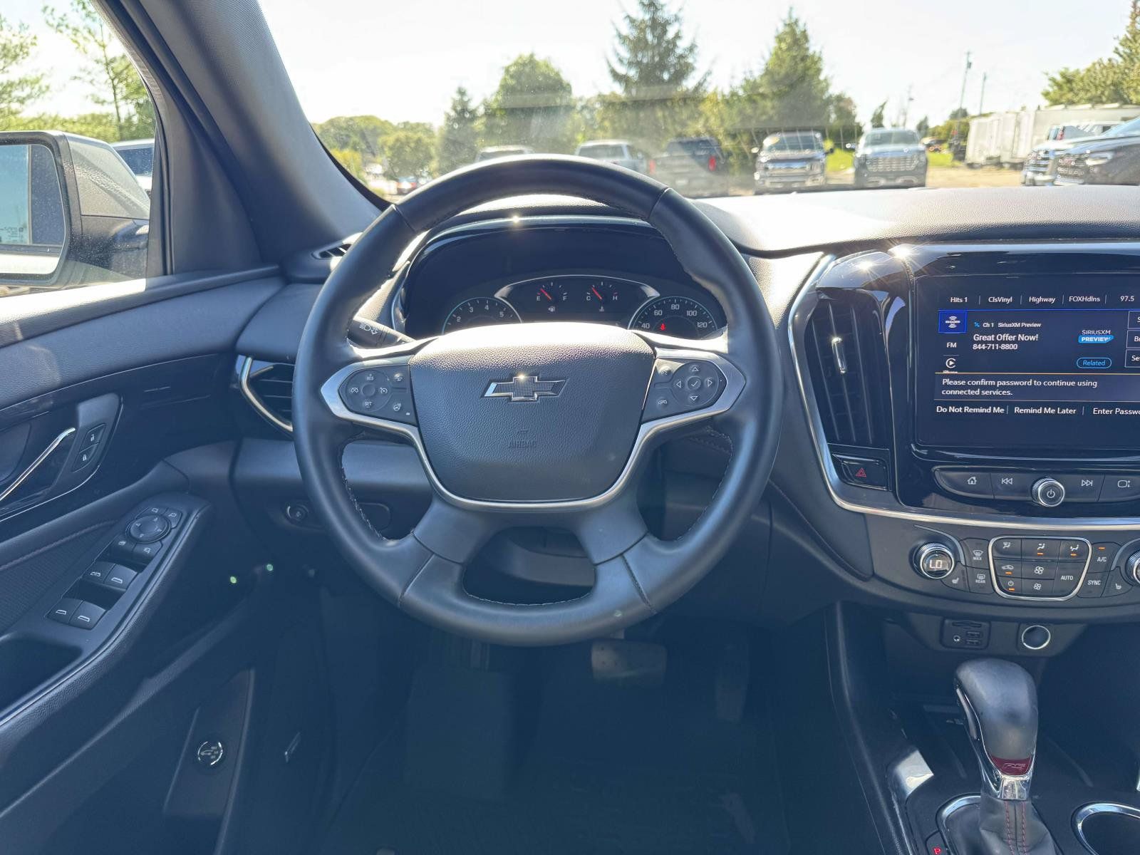 Used 2023 Chevrolet Traverse RS AWD/4WD image 12