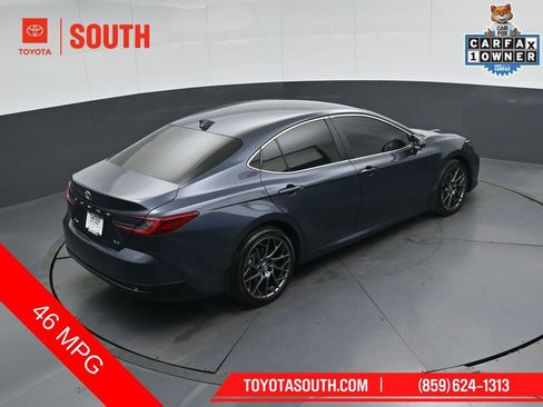 Used 2026 Toyota Camry XLE FWD image 46