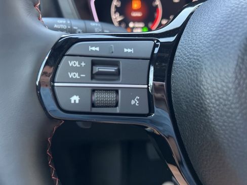 New 2025 Honda Pilot TrailSport image 19