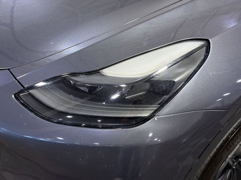 Used 2023 Tesla Model Y Long Range AWD/4WD image 12