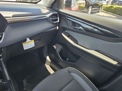 New 2026 Chevrolet TrailBlazer LT FWD image 8
