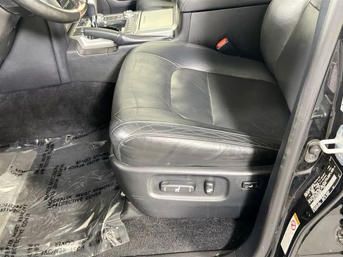 Used 2018 Toyota Land Cruiser w/ Carpet Mat Package AWD/4WD image 19
