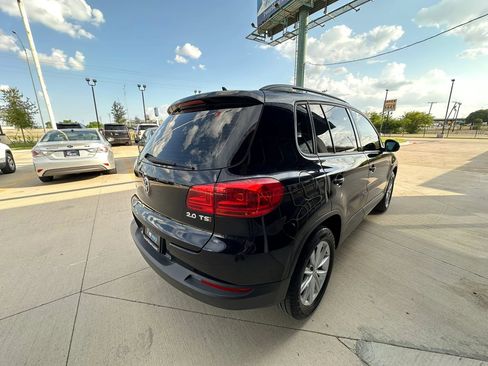 Used 2018 Volkswagen Tiguan Limited w/ Premium Package FWD image 5