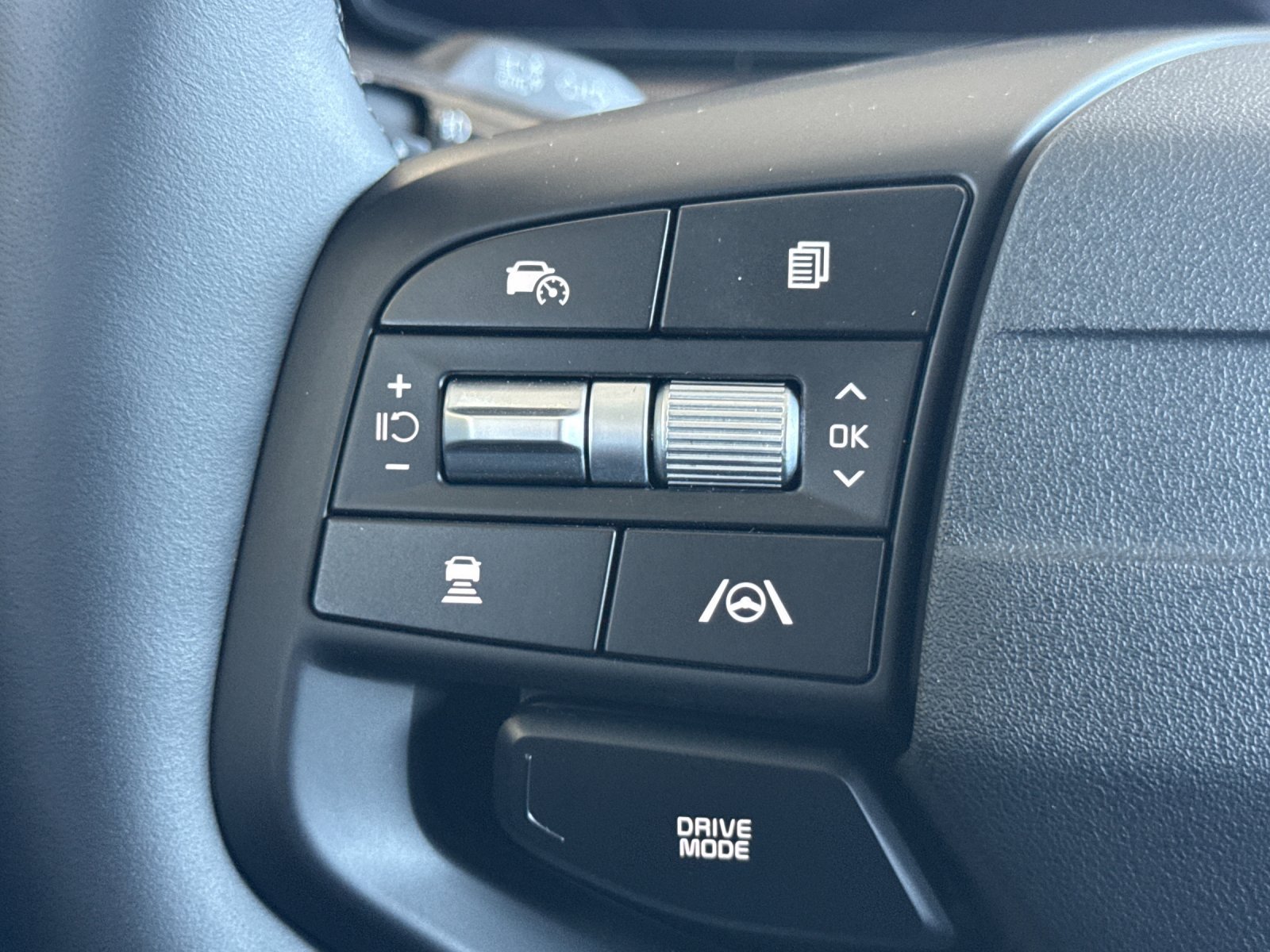 New 2026 Kia Sportage SX FWD image 28