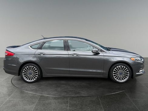 Used 2017 Ford Fusion Titanium FWD image 10