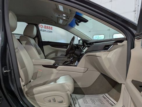 Used 2015 Cadillac XTS Luxury image 22
