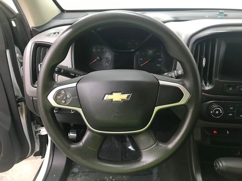 Used 2020 Chevrolet Colorado W/T w/ WT Convenience Package image 13