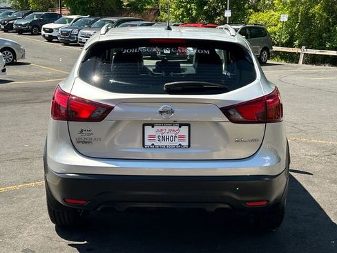 Used 2017 Nissan Rogue Sport SL AWD/4WD image 6