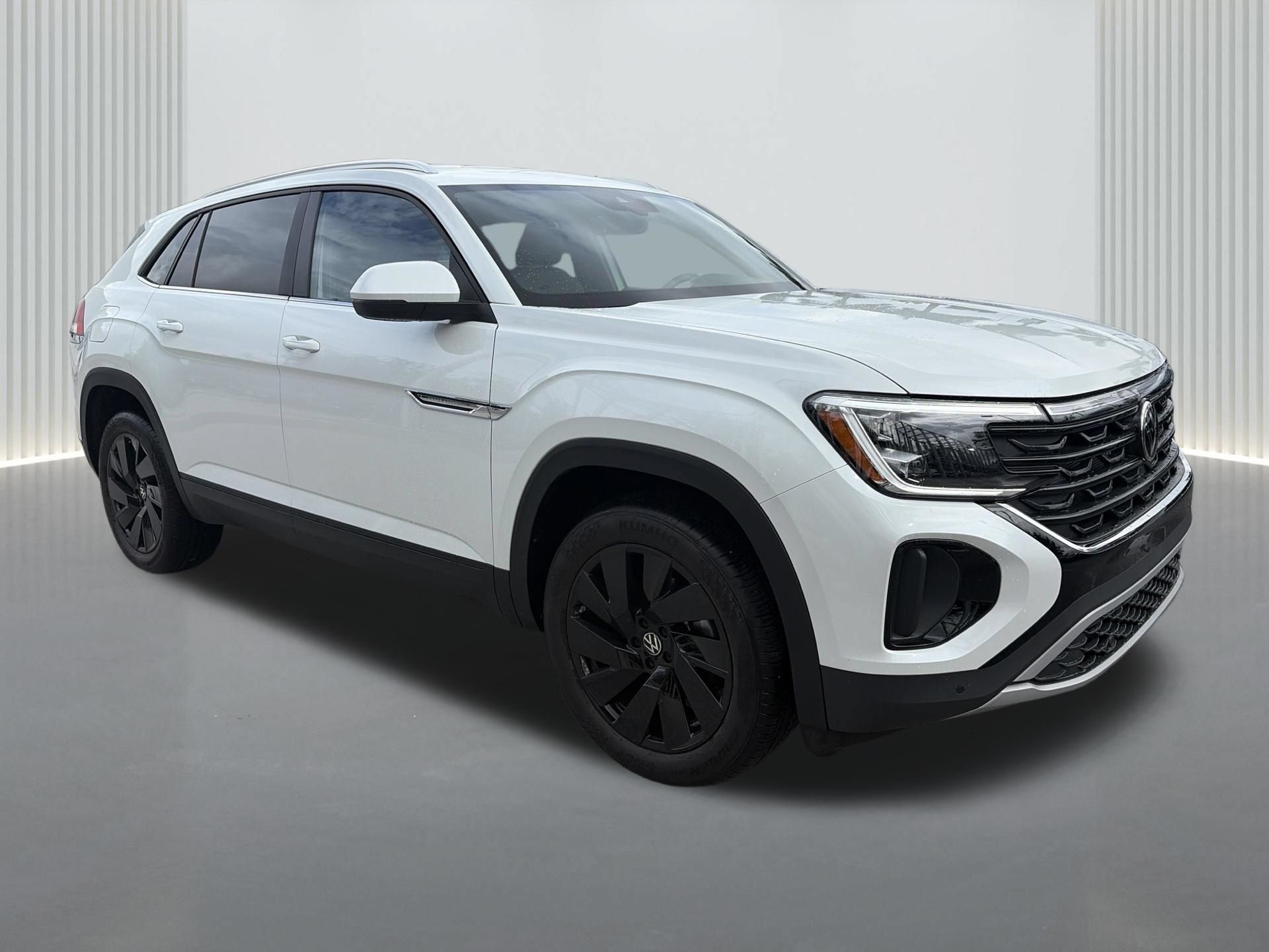 Used 2026 Volkswagen Atlas Cross Sport SE FWD image 9