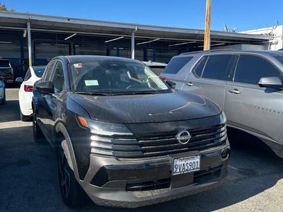 Used 2025 Nissan Kicks SV w/ Charging Package
