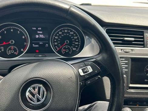 Used 2017 Volkswagen Golf Alltrack SE AWD/4WD image 21
