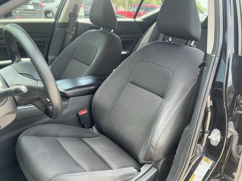 Used 2024 Nissan Altima 2.5 S FWD image 26