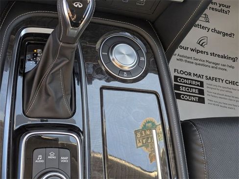Used 2024 INFINITI QX80 Luxe image 21