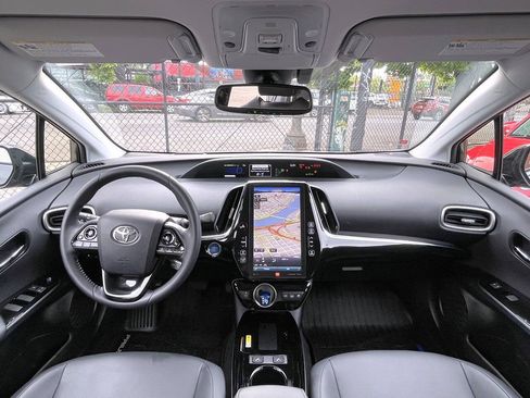 Used 2020 Toyota Prius Prime Limited FWD image 27