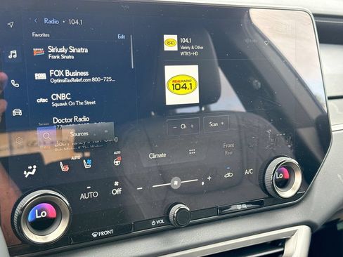 Used 2026 Lexus RX 350 Premium w/ Accessory Package (Z1) FWD image 23