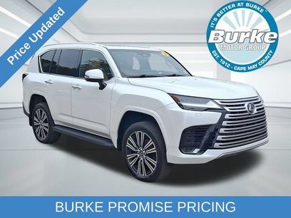 Used 2025 Lexus LX 600 4WD w/ Accessory Package (2T)