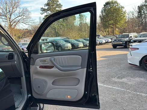 Used 2007 Toyota Sequoia Limited image 22