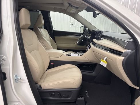 Certified 2025 INFINITI QX60 Luxe w/ Vision Package image 46