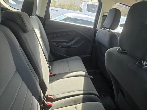 Used 2018 Ford Escape S image 4