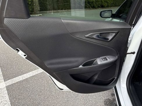 Used 2024 Chevrolet Malibu RS image 9