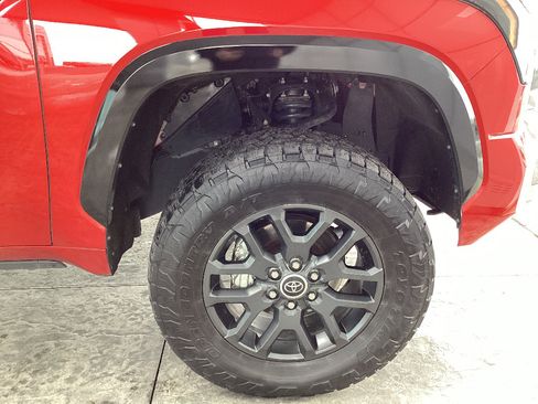 Used 2023 Toyota Tundra Platinum image 11