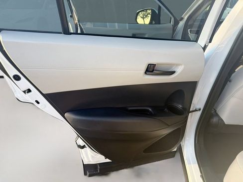 Used 2023 Toyota Corolla Cross LE w/ Moonroof Package AWD/4WD image 25