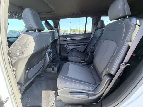 Used 2025 Jeep Grand Cherokee L Laredo w/ Luxury Tech Group I image 26