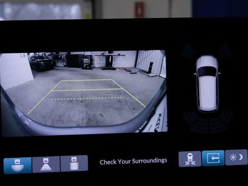 Certified 2023 Honda Pilot EX-L image 38