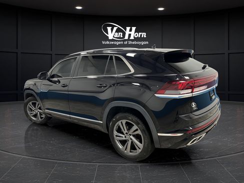 Used 2024 Volkswagen Atlas Cross Sport SEL R-Line AWD/4WD image 5