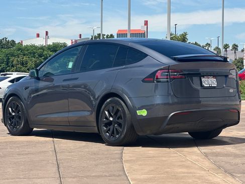 Used 2022 Tesla Model X Plaid AWD/4WD image 6