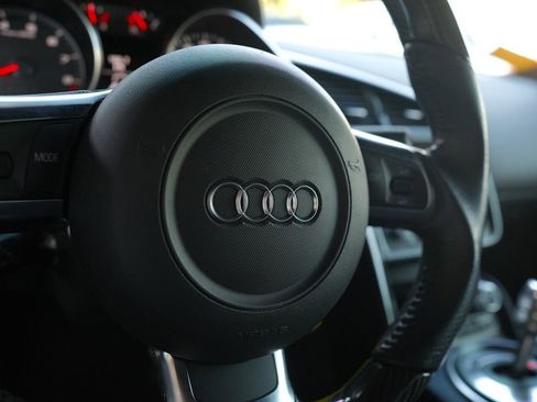 Used 2009 Audi R8 V8 image 31