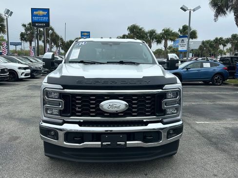Used 2024 Ford F350 Lariat w/ FX4 Off-Road Package AWD/4WD image 3