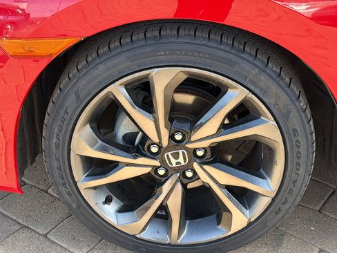 Used 2021 Honda Civic Sport image 9