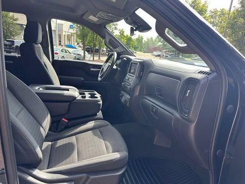 Used 2023 Chevrolet Silverado 1500 Custom Trail Boss w/ LPO, Dark Essentials Package AWD/4WD image 31