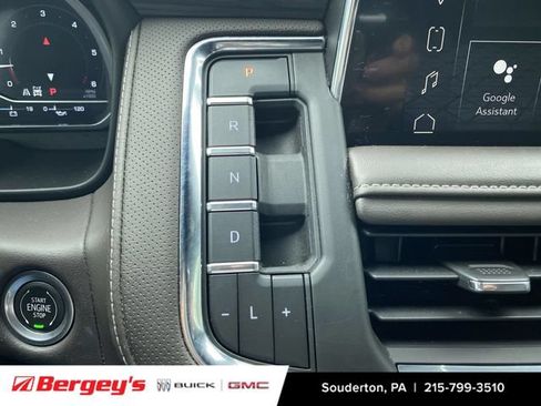 Used 2022 GMC Yukon XL SLT w/ SLT Premium Package AWD/4WD image 19