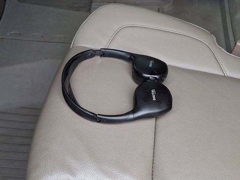 Used 2020 Chevrolet Tahoe LT image 35