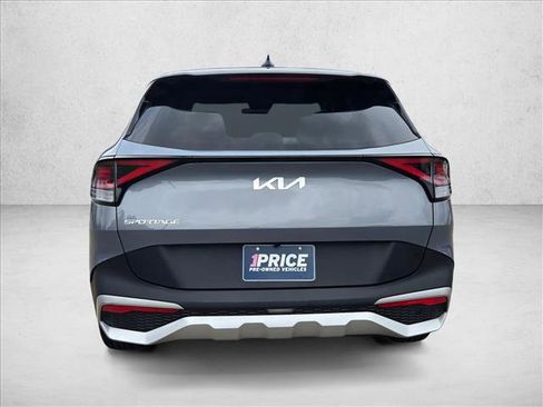 Used 2025 Kia Sportage LX FWD image 6