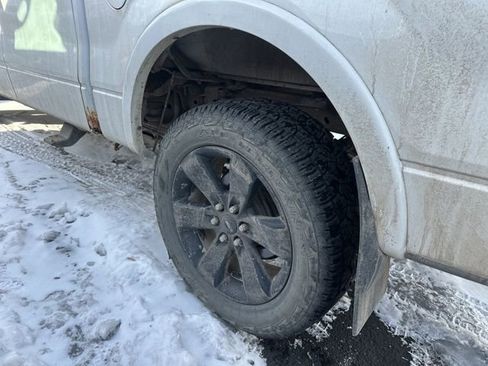 Used 2014 Ford F150 FX4 w/ Equipment Group 402A Luxury image 16