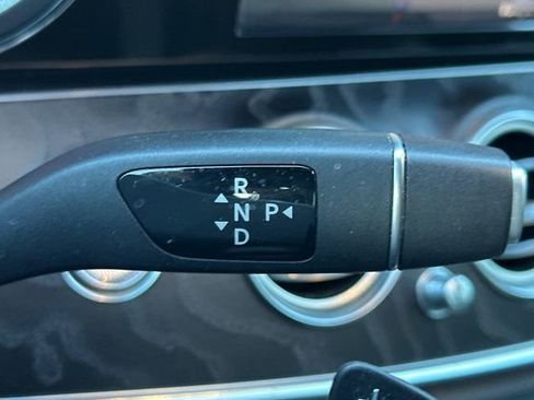 Used 2019 Mercedes-Benz E 300 image 23