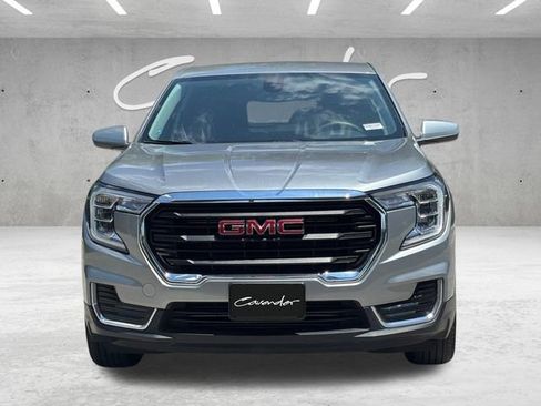 Used 2024 GMC Terrain SLE FWD image 23