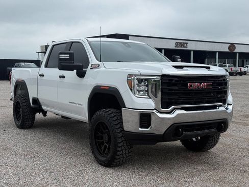 Used 2022 GMC Sierra 2500 Pro w/ Convenience Package image 3