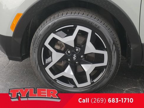 Used 2022 Hyundai Santa Cruz Limited AWD/4WD image 40