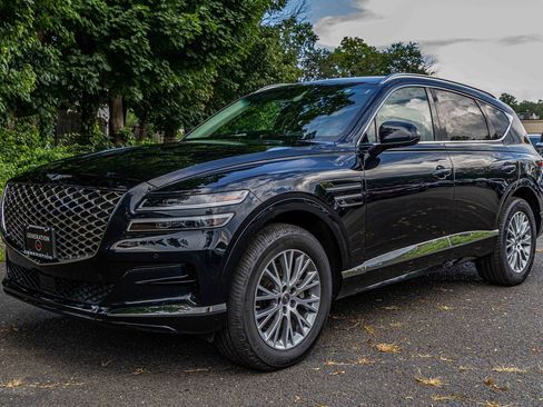 Used 2024 Genesis GV80 2.5T image 3