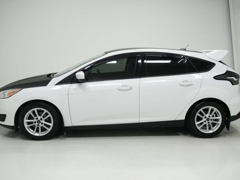 Used 2018 Ford Focus SE image 7