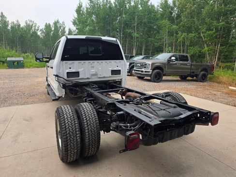 Used 2024 Ford F350 XL w/ XL Chrome Package AWD/4WD image 5