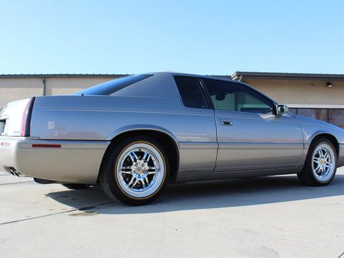 Used 2000 Cadillac Eldorado Touring image 42