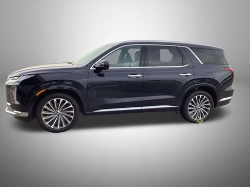 Used 2024 Hyundai Palisade Calligraphy AWD/4WD image 2