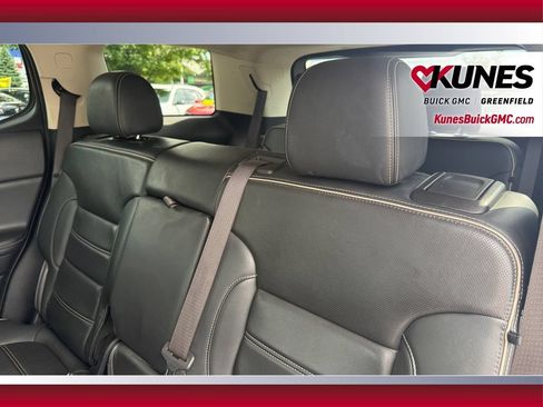 Used 2023 GMC Acadia Denali FWD image 32
