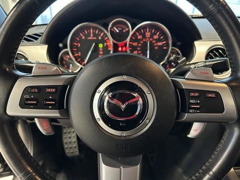 Used 2011 MAZDA MX-5 Miata Grand Touring image 18